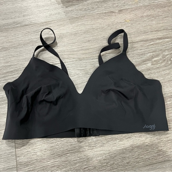 Sloggi Zero Feel Ultra Bra Black Wireless Bra Large - Picture 1 of 3
